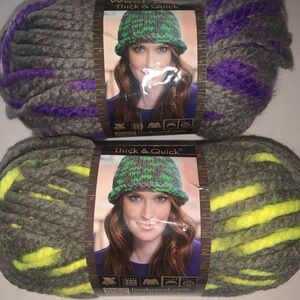 2 Wool-Ease Yarn Acrylic Wool Blend 5oz Ea Toucan & Purple Martin Super Bulky